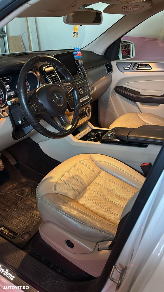 Mercedes-Benz GLE 350 d 4MATIC - 8