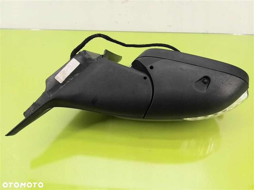 Lusterko prawe elektryczne Volvo V50 2004-2012 LAK:FLINT GREY 6PIN 3303000R - 3