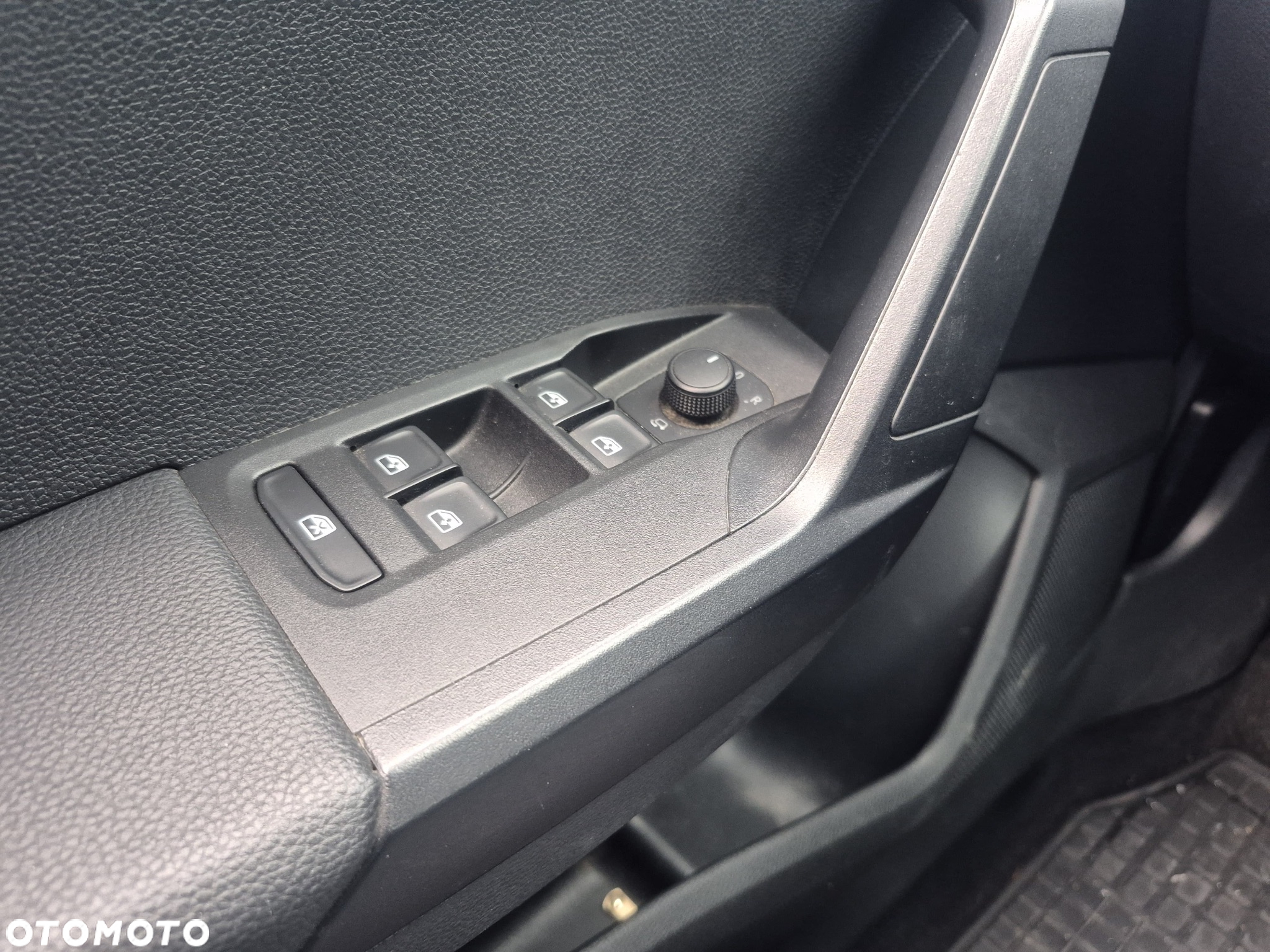 Seat Arona - 25