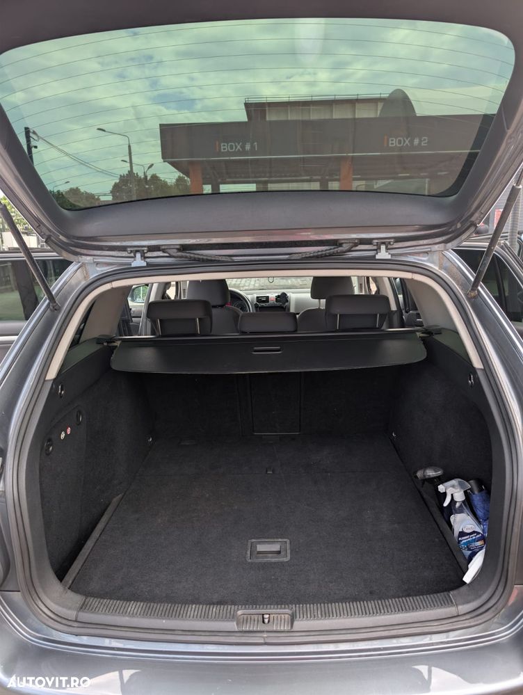 Volkswagen Golf 1.9 TDI Comfortline DPF DSG - 6