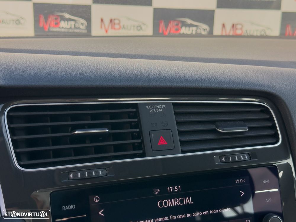 VW Golf 1.0 TSI Stream - 23