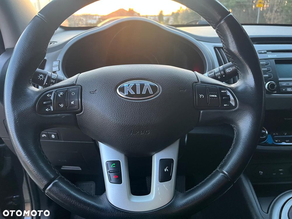 Kia Sportage 1.7 CRDI 2WD Attract - 17