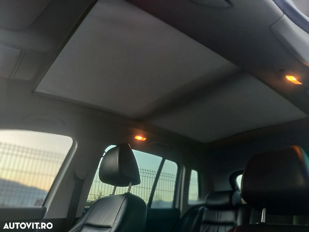 Volkswagen Tiguan - 10