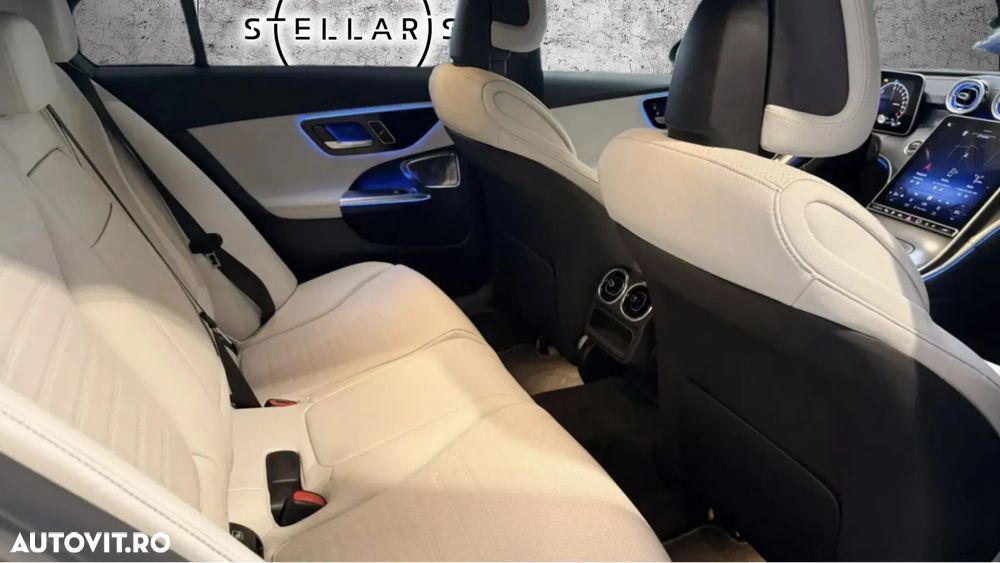 Mercedes-Benz C 300 e 9G-TRONIC AMG Line - 12