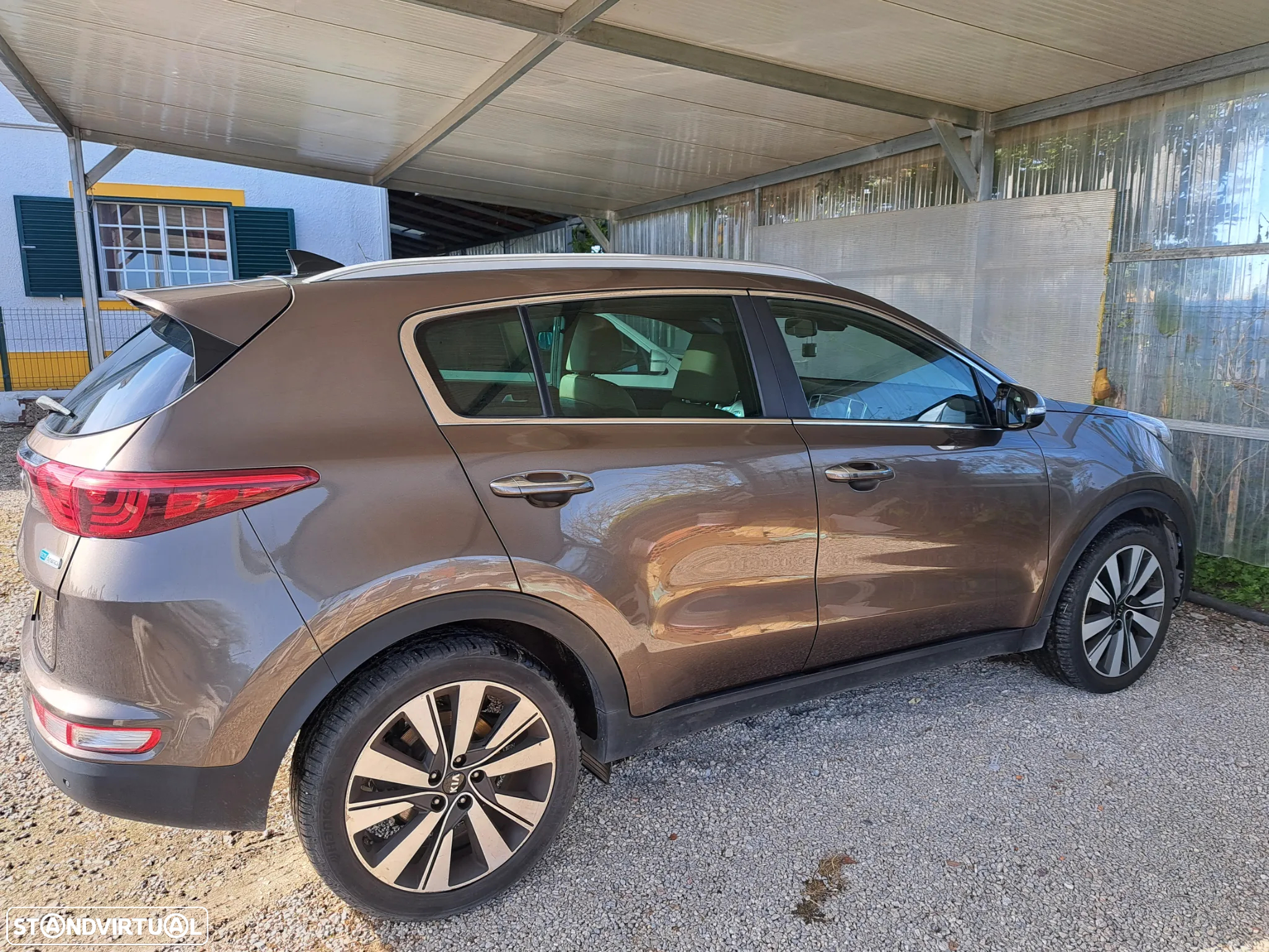 Kia Sportage 1.7 CRDI ISG EX - 11