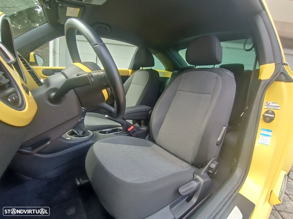 VW New Beetle 2.0 TDI DPF Exclusive Design - 13