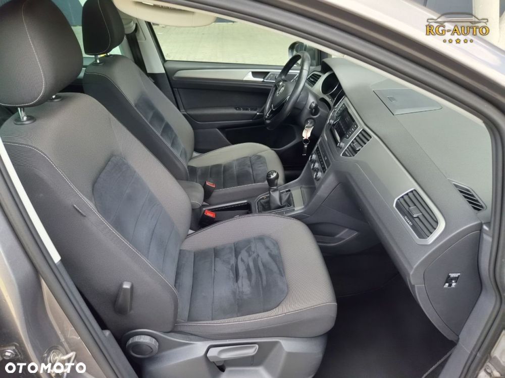Volkswagen Golf Sportsvan - 33