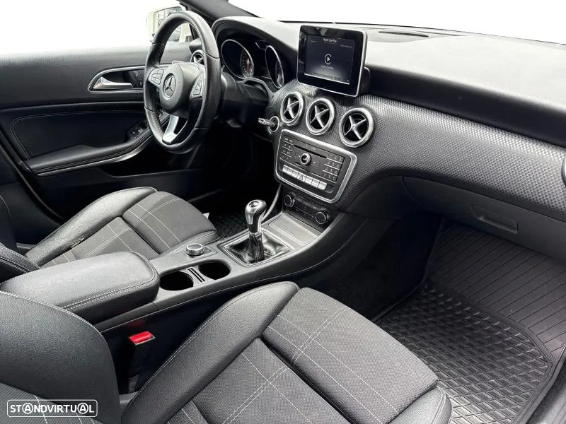 Mercedes-Benz A 180 d Urban - 14