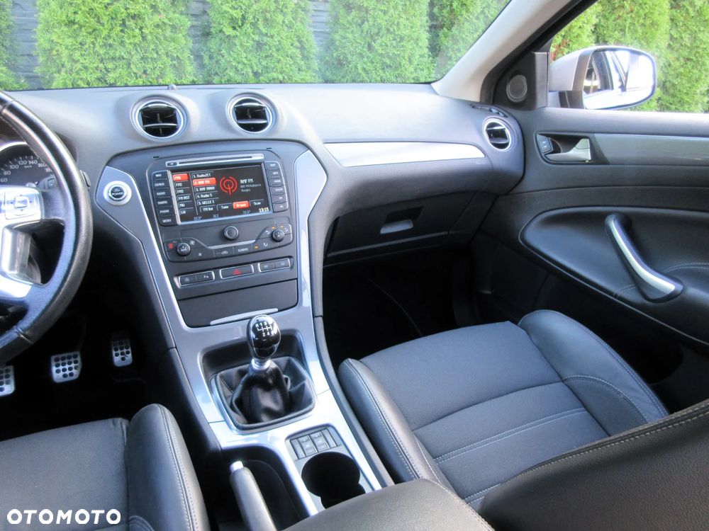 Ford Mondeo 1.6 Eco Boost Start-Stopp Champions Edition - 15