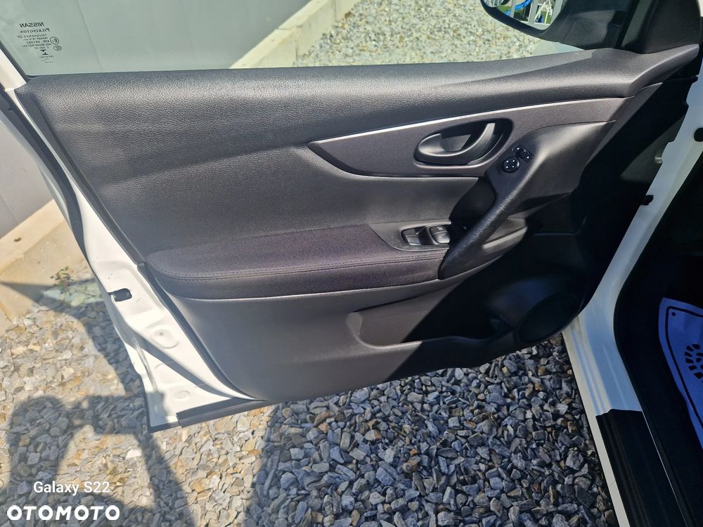 Nissan Qashqai - 15