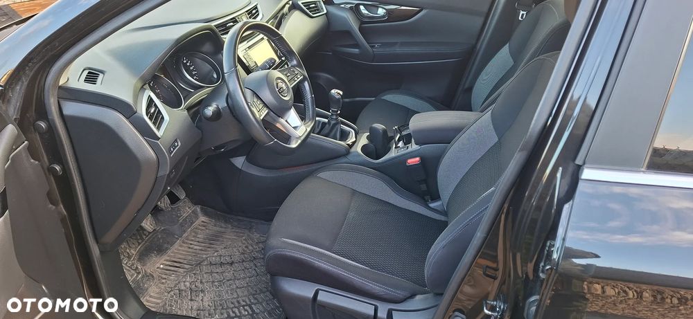 Nissan Qashqai - 10