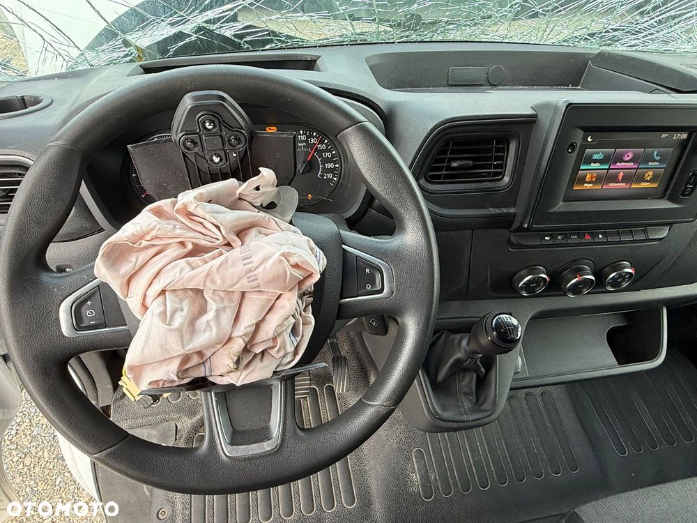 Renault Master - 10