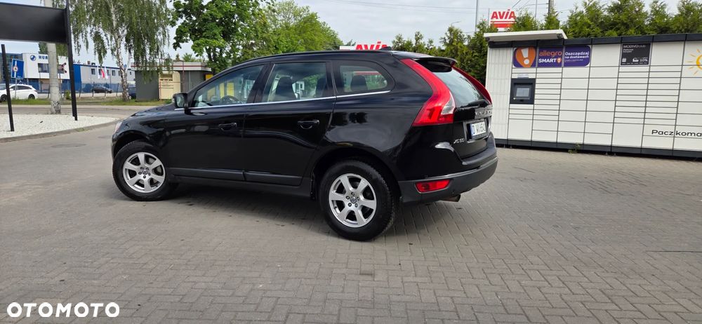 Volvo XC 60 D4 Geartronic Momentum - 9