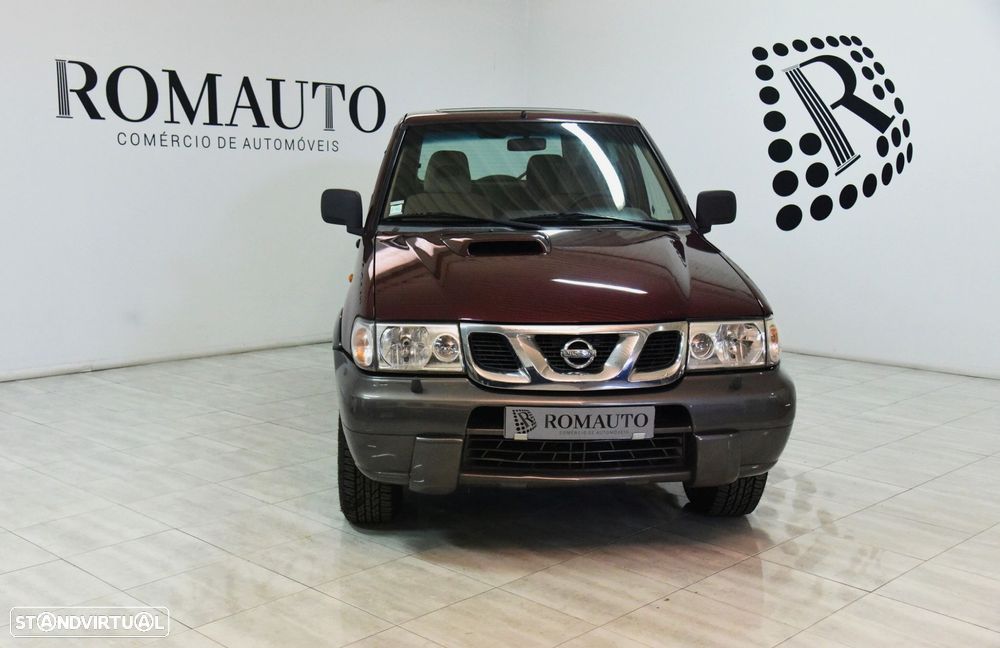 Nissan Terrano 3.0 TDi Luxury - 3