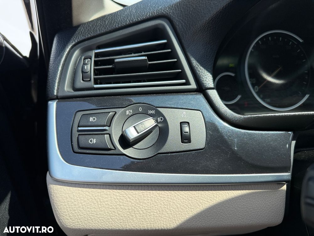 BMW Seria 5 530d xDrive Aut. - 14