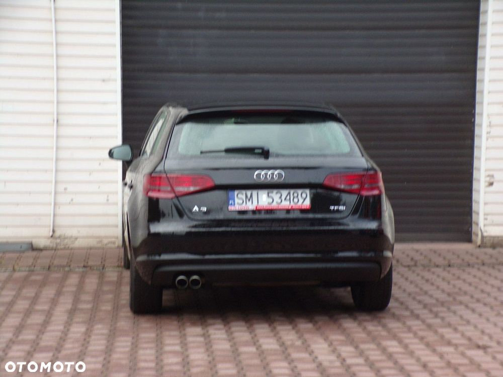 Audi A3 Sportback - 8