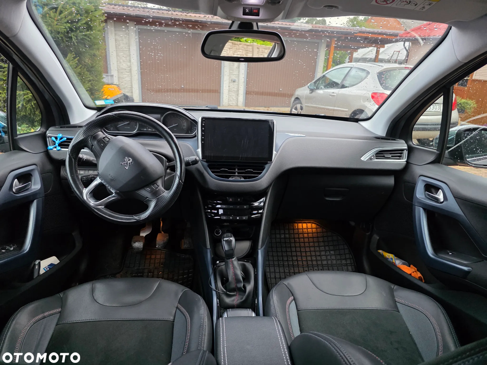 Peugeot 2008 e-HDi FAP 92 STOP & START Allure - 5