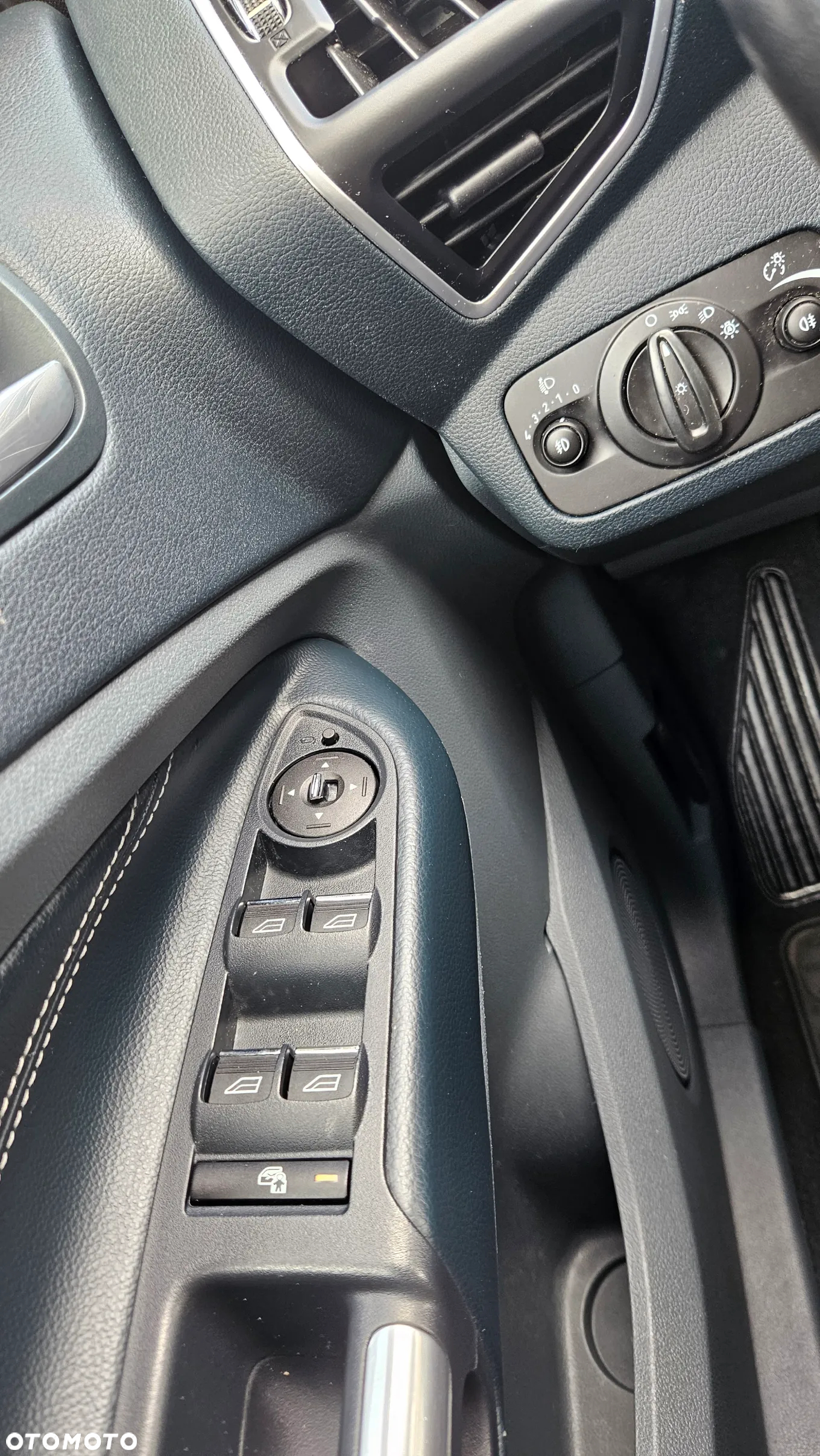 Ford C-MAX 1.0 EcoBoost Start-Stopp-System Titanium - 18