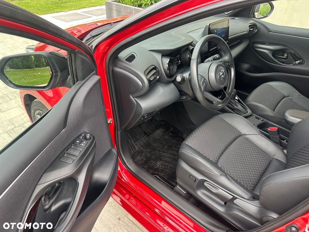 Toyota Yaris Hybrid 1.5 Selection Style - 24