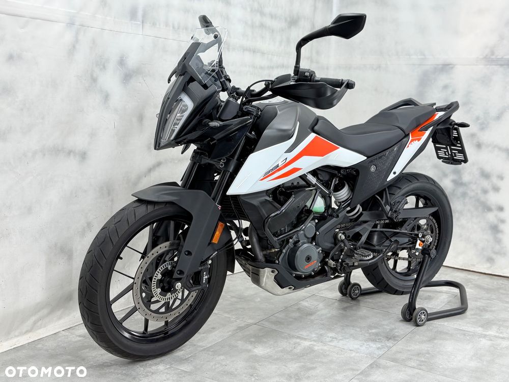 KTM Adventure 390 - 26