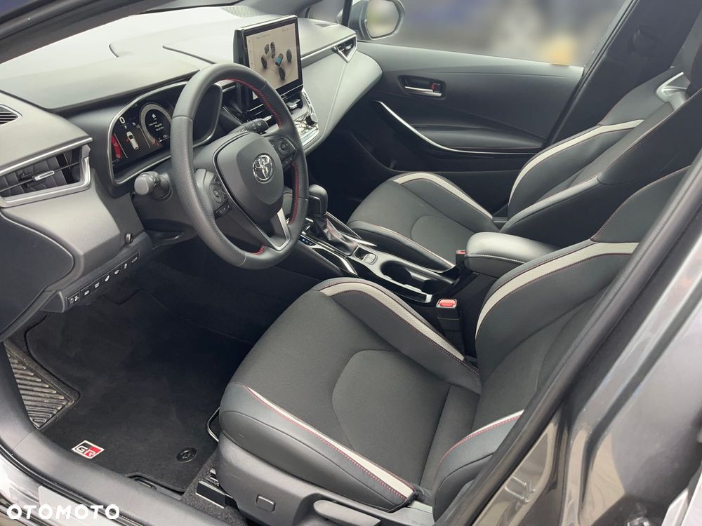 Toyota Corolla - 8