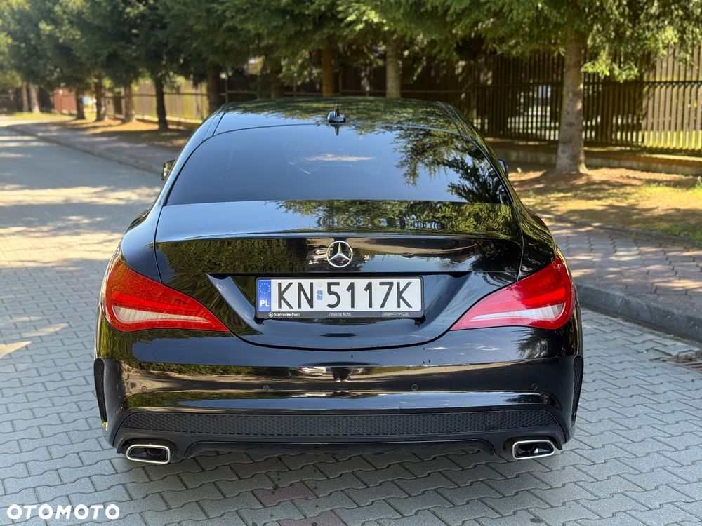 Mercedes-Benz CLA 180 AMG Line - 5