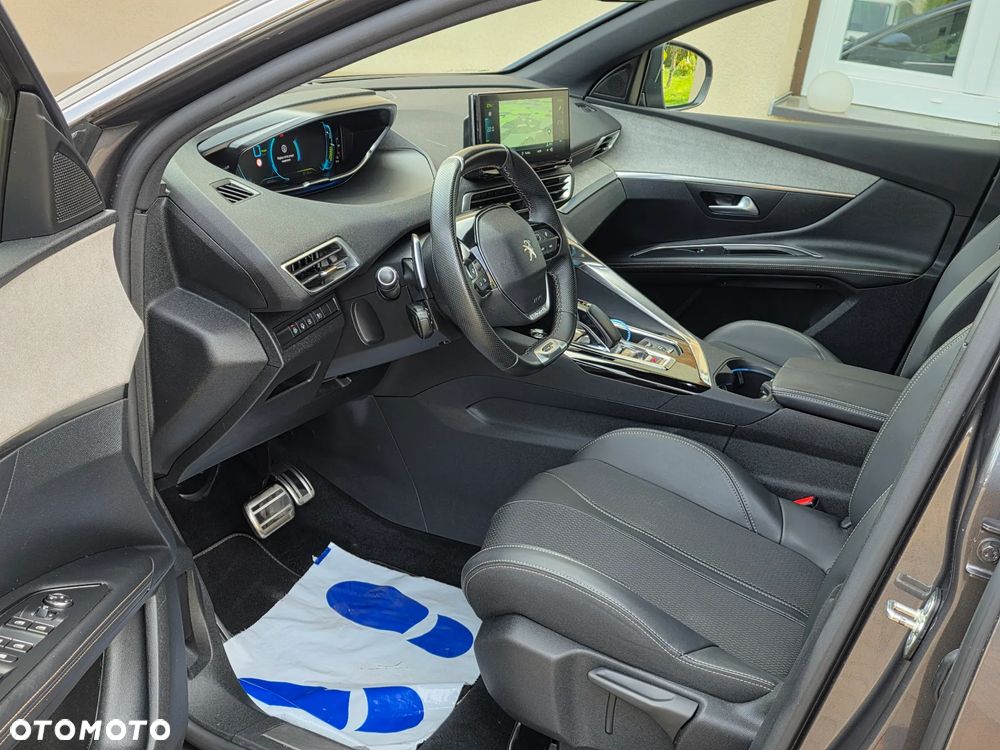Peugeot 3008 1.6 PureTech HYbrid GT S&S EAT8 - 19