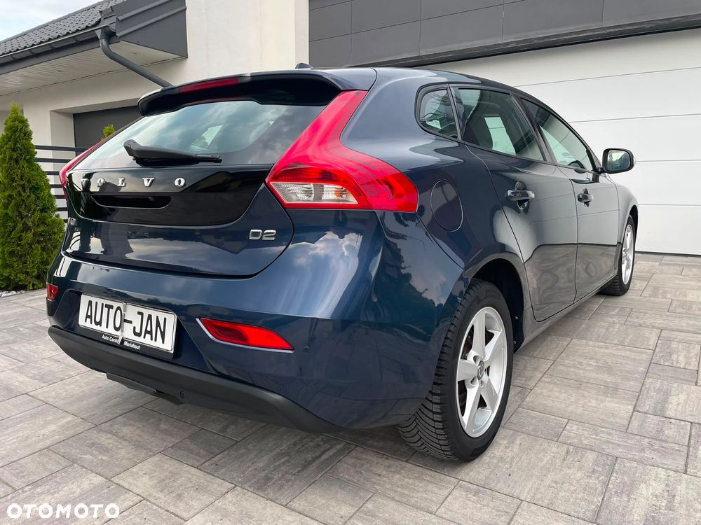 Volvo V40 D2 Summum - 32