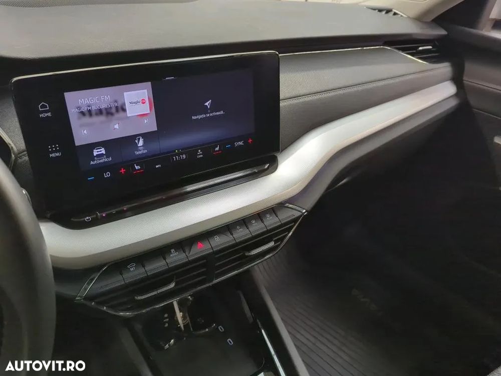 Skoda Octavia Combi 2.0 TDI DSG Style - 5