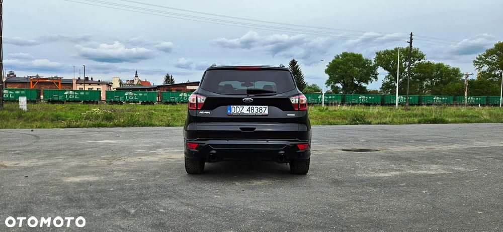 Ford Kuga 1.5 EcoBoost 2x4 ST-Line - 18