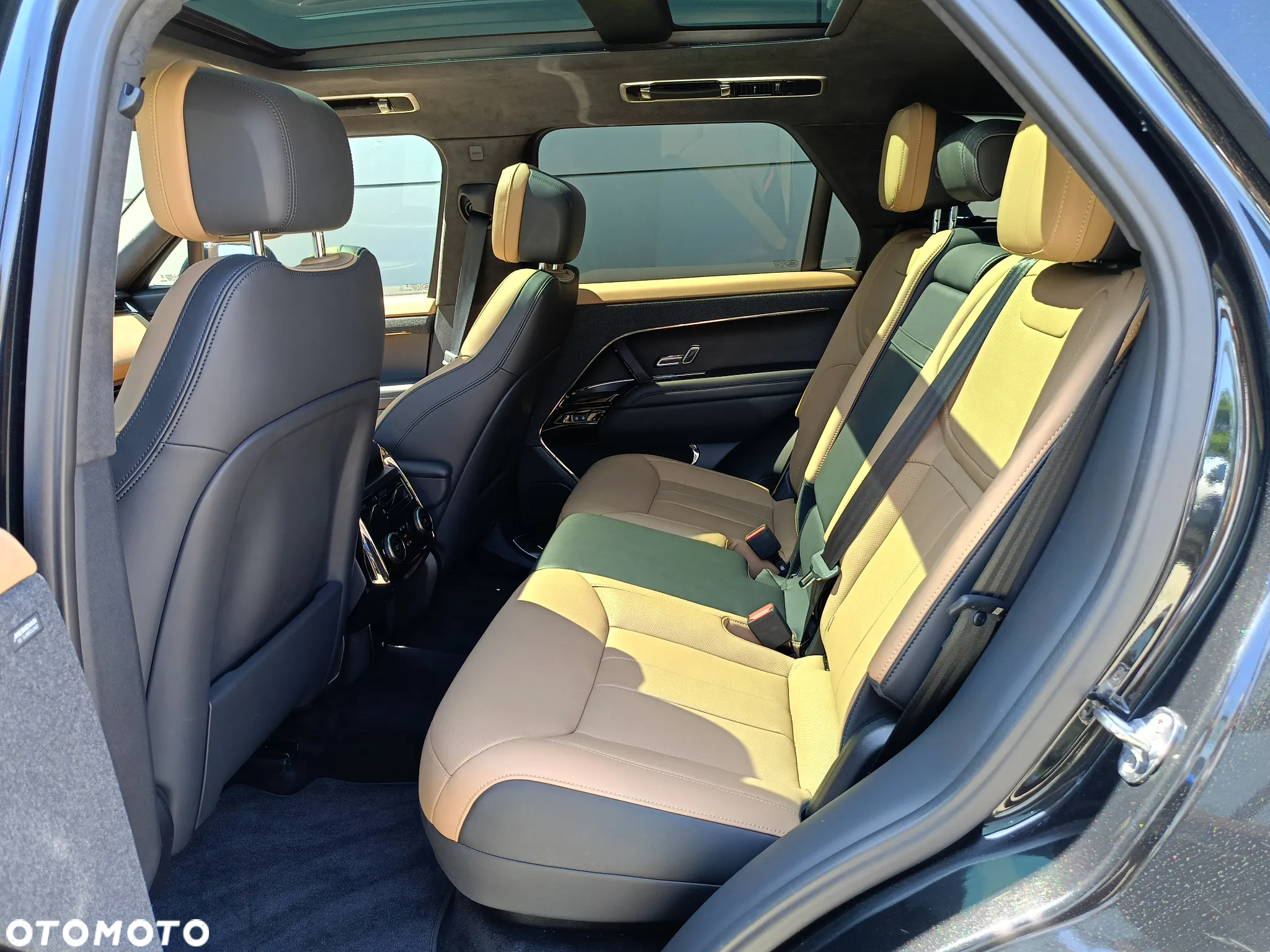 Land Rover Range Rover Sport - 32