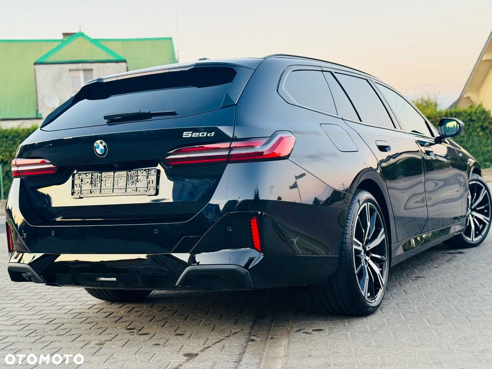 BMW Seria 5 520d Touring - 18