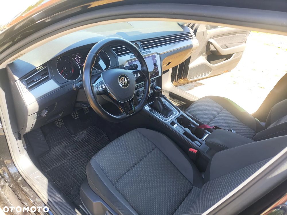 Volkswagen Passat Variant 1.4 TSI (BlueMotion Technology) Trendline - 6