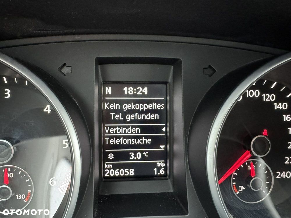 Volkswagen Golf - 15