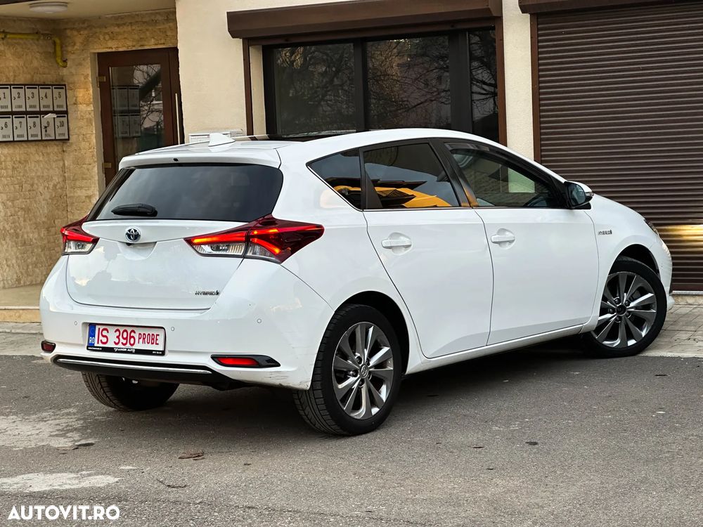 Toyota Auris 1.8 VVT-i Hybrid Automatik Edition S+ - 6