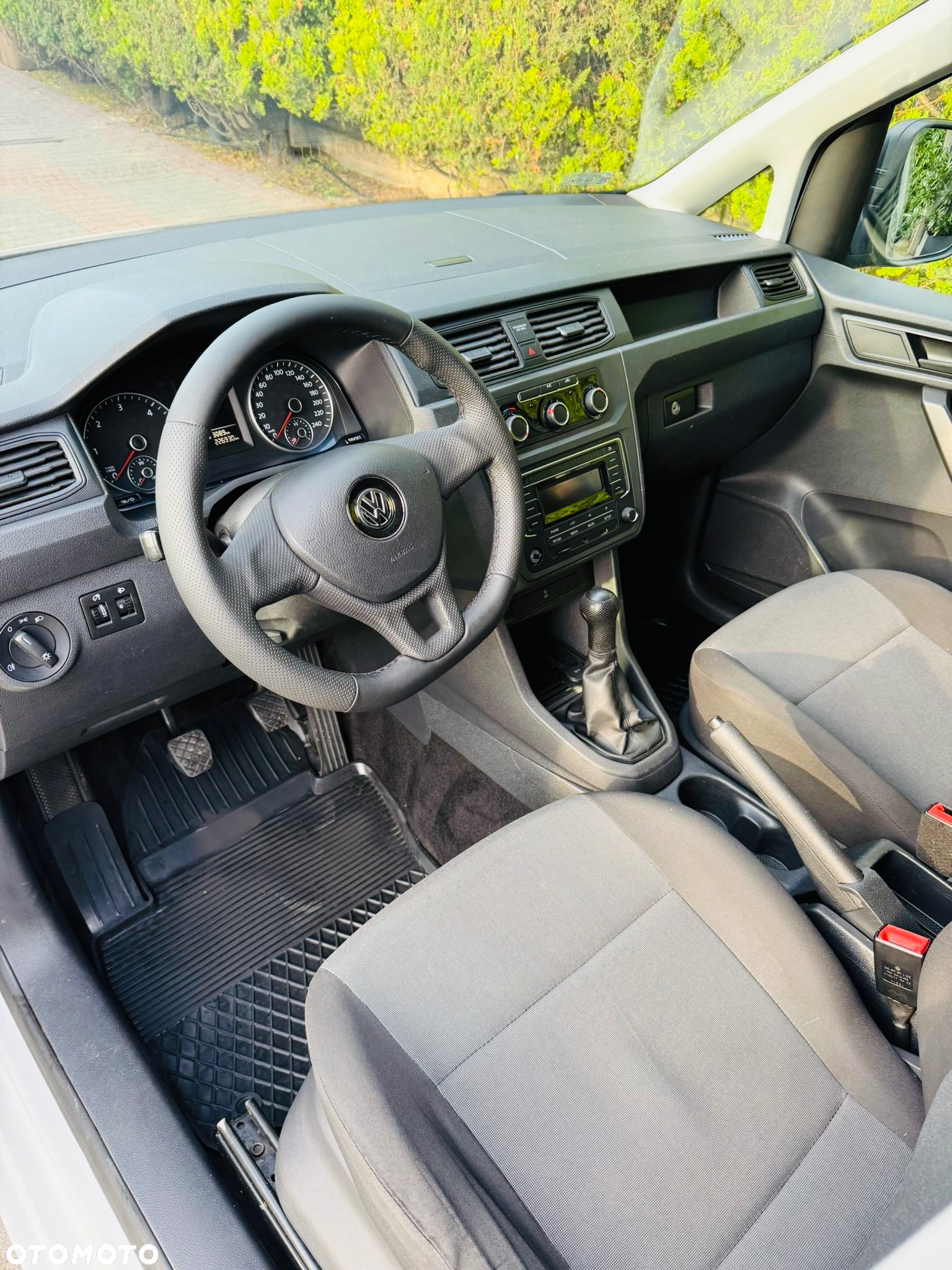 Volkswagen Caddy 2.0 TDI - 11