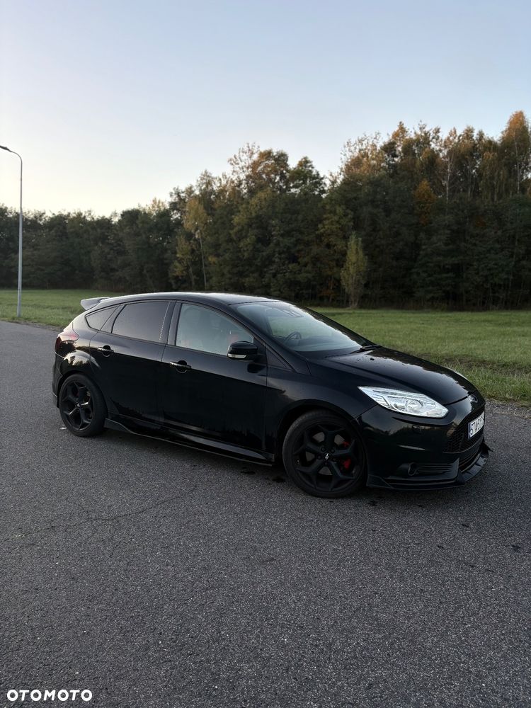Ford Focus ST - 7