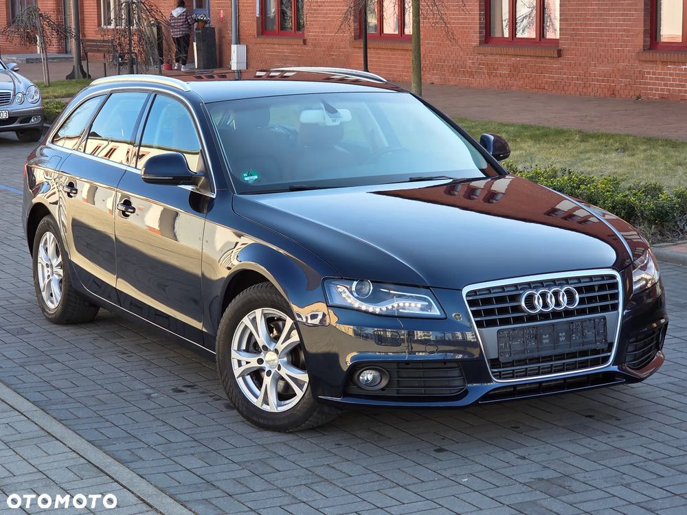 Audi A4 Avant 2.0 TFSI Ambiente - 1