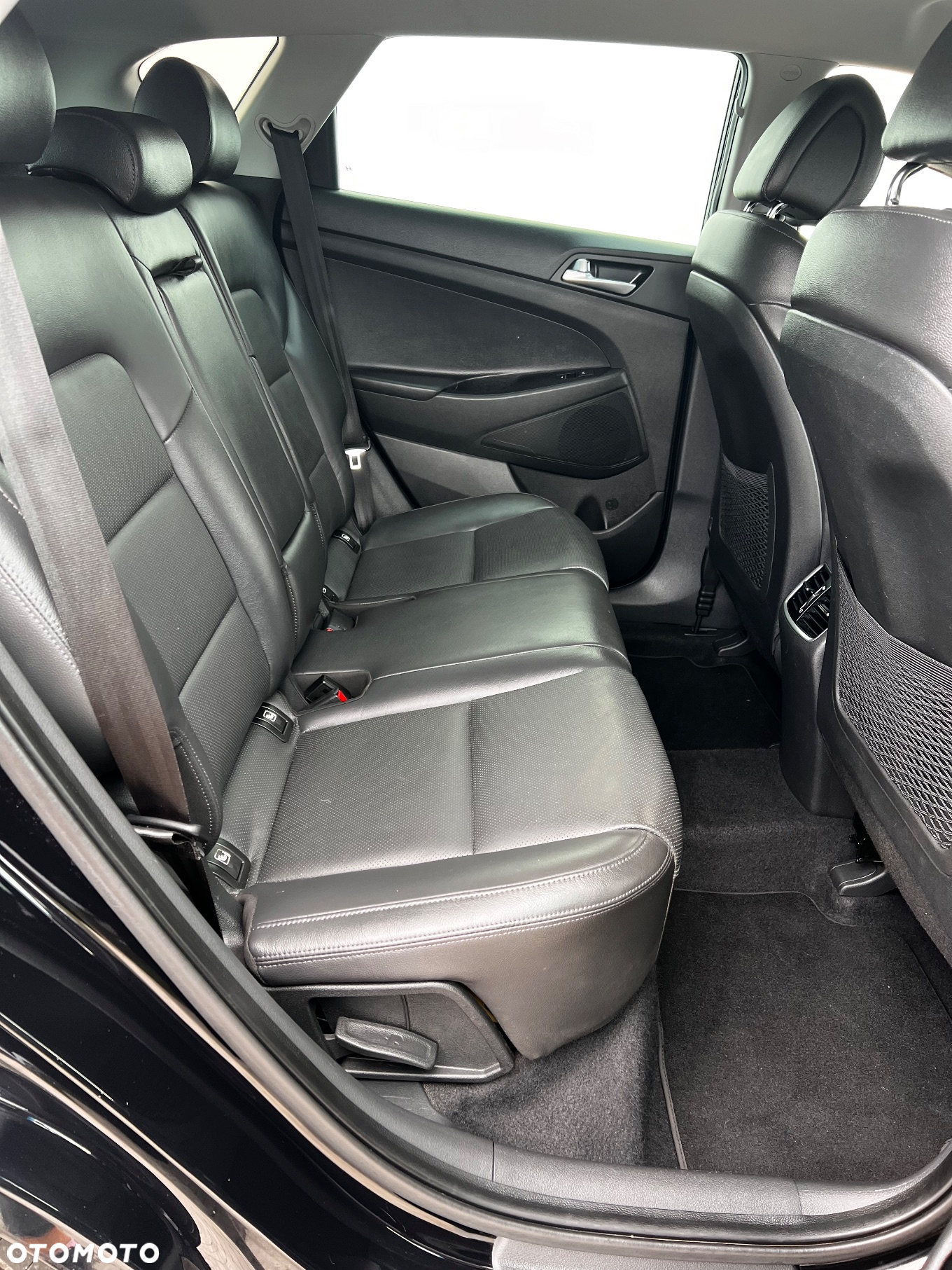 Hyundai Tucson 1.6 GDi 2WD Select - 27