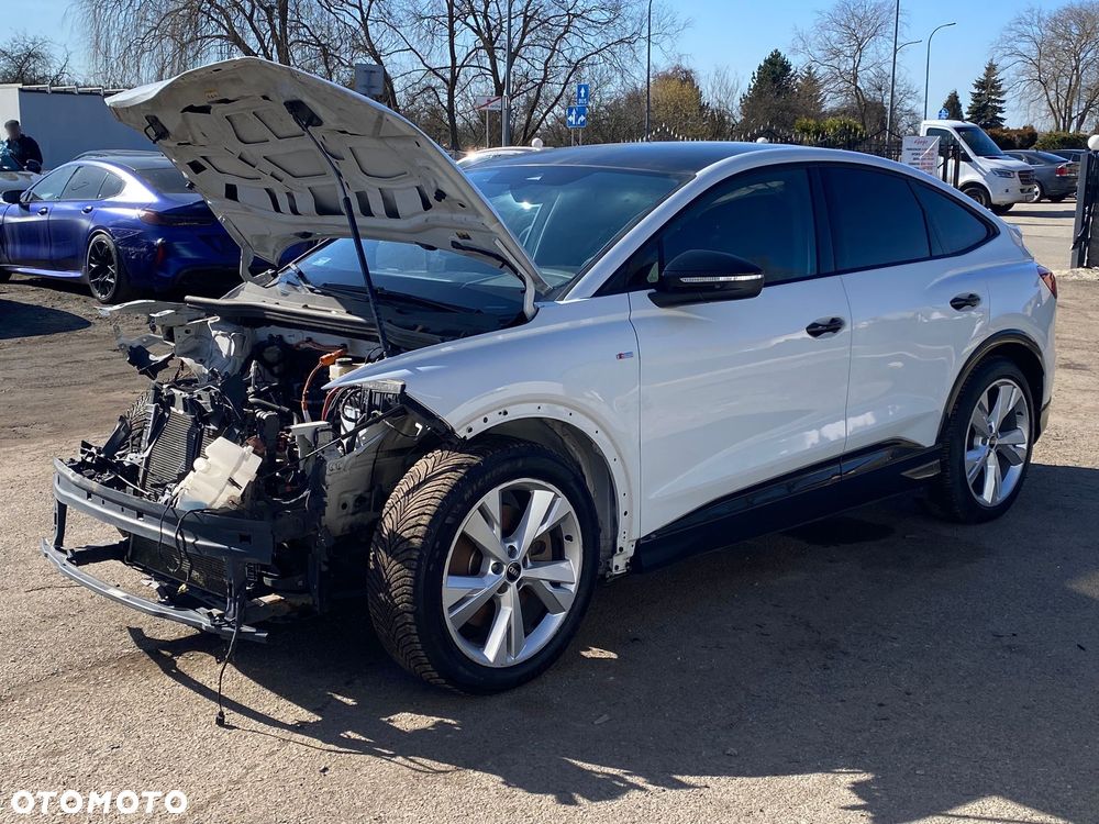 Audi Q4 Sportback e-tron - 4