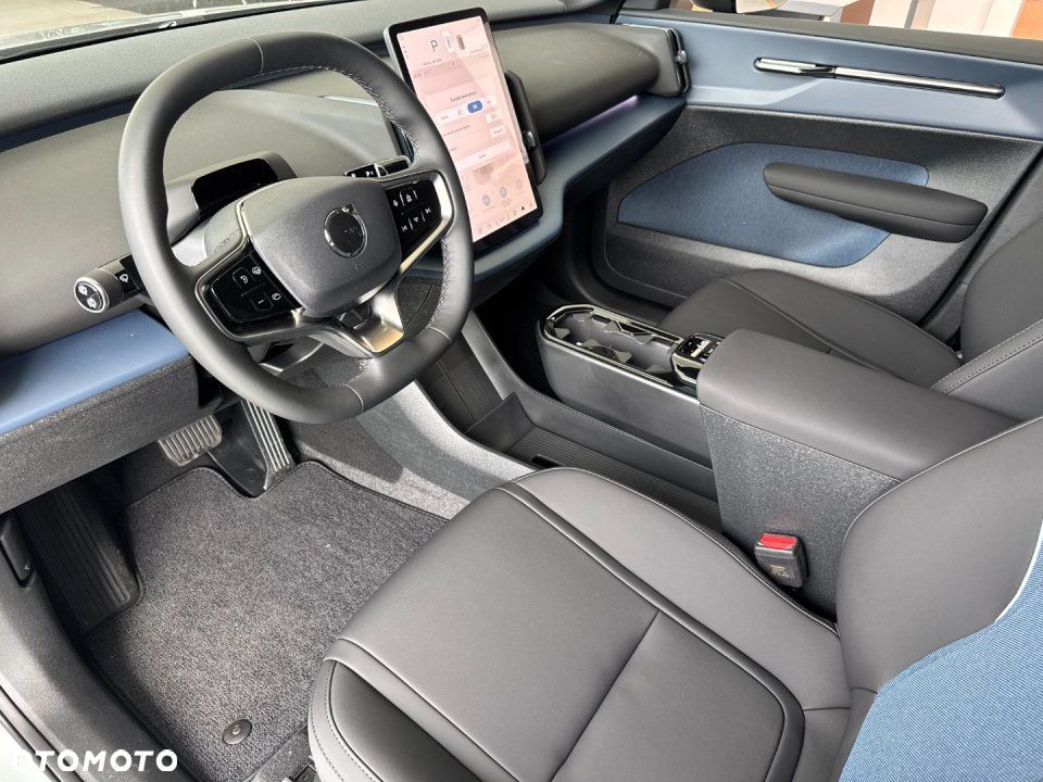 Volvo EX30 - 10