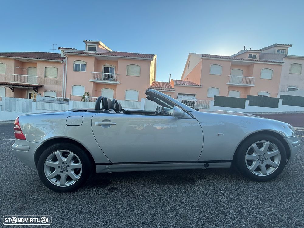 Mercedes-Benz SLK 200 Standard - 17