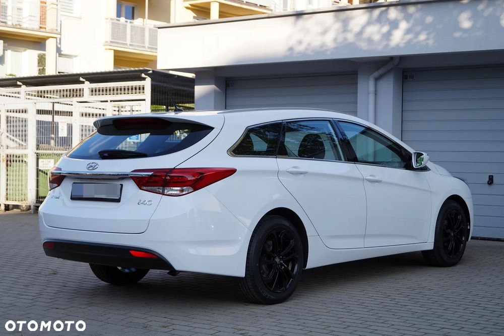 Hyundai i40 Kombi 1.6 Trend - 11