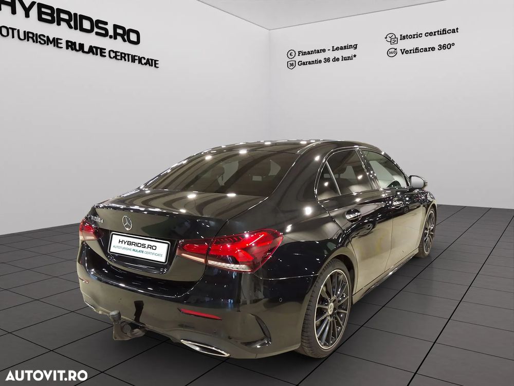 Mercedes-Benz A 200 d Sedan 8G-DCT AMG Line - 3