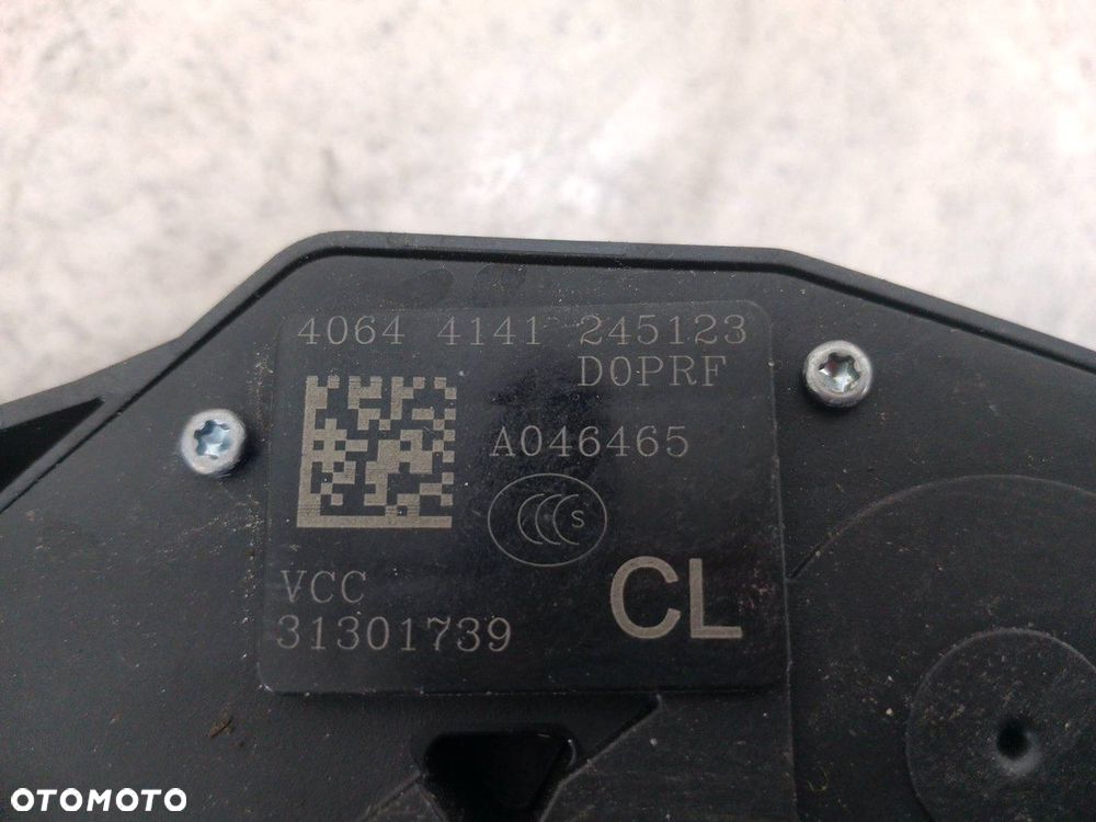 ZAMEK DRZWI PRAWY PRZÓD VOLVO V60 31301739 - 2