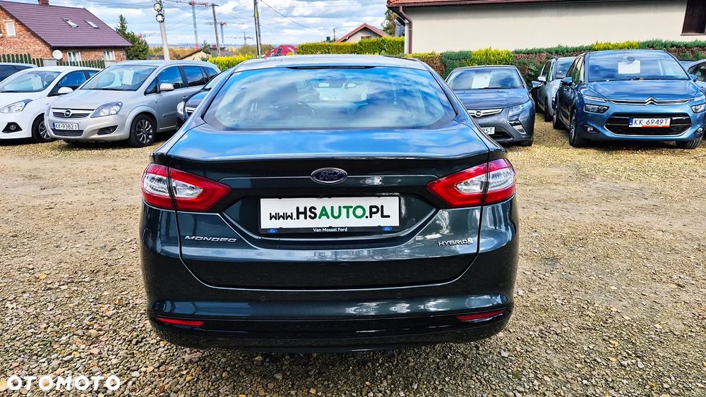 Ford Mondeo 2.0 Hybrid Titanium - 17