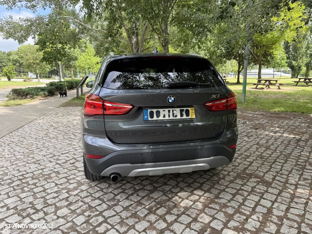 BMW X1 18 d sDrive Auto xLine - 4
