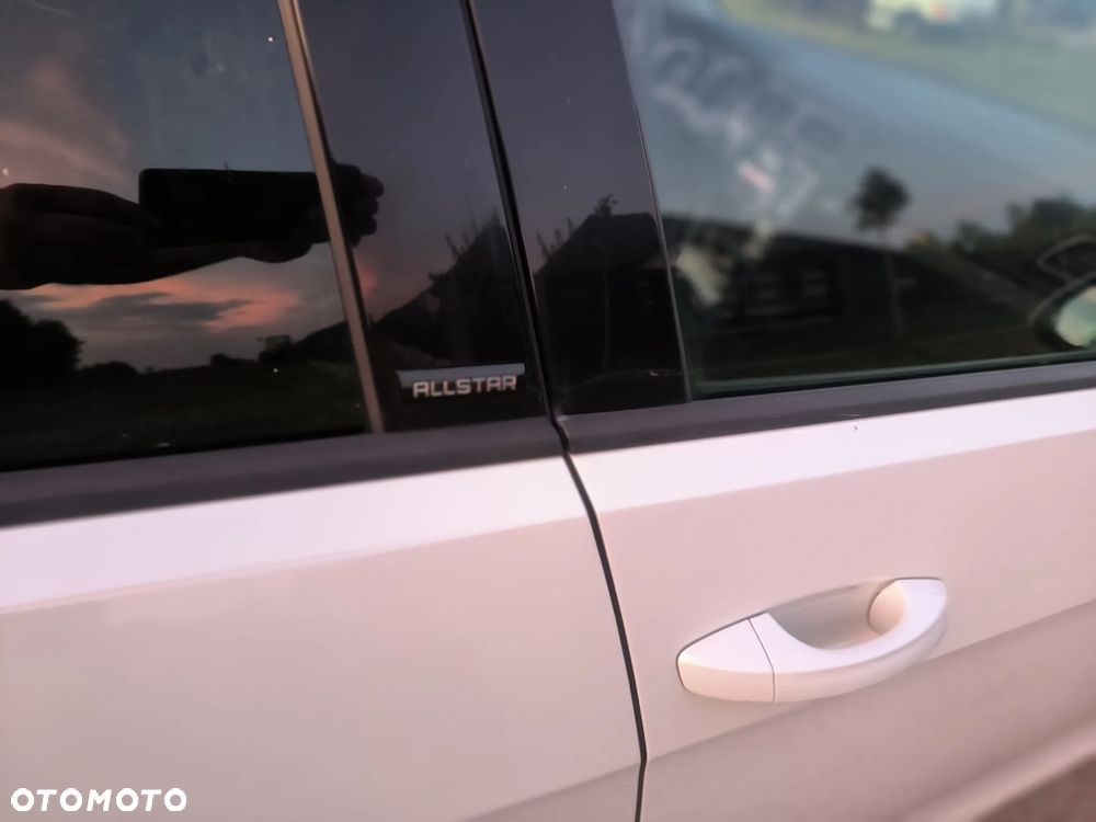 Volkswagen Golf 1.6 TDI BlueMotion Technology DSG Allstar - 29