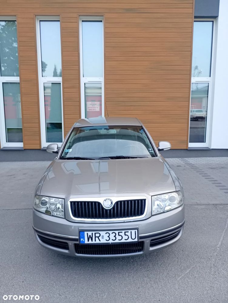 Skoda Superb 2.0 TDI DPF Platinum - 9