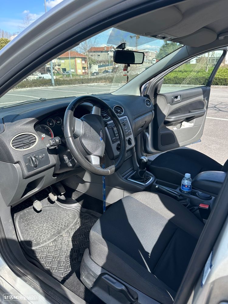 Ford Focus SW 1.6 TDCi Sport - 12